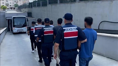 Mersin ve Diyarbakır'da terör örgütü PKK/KCK'ya yönelik operasyonda 5 şüpheli yakalandı