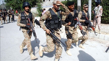 В Пакистане в двух столкновениях с террористами погибли 10 военнослужащих​​​​​​​