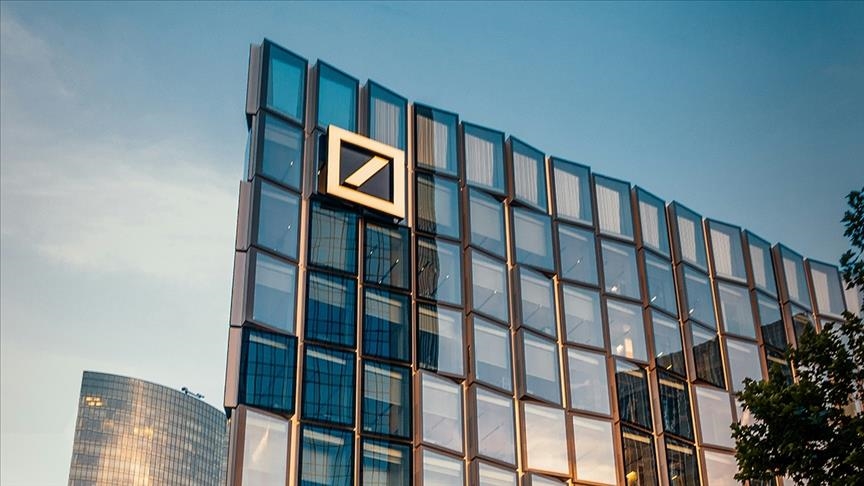 Deutsche Bank, Türkiye’de enflasyonda güçlü bir düşüş bekliyor ve ekonomik durgunluk olmadan yeniden dengelenme konusunda iyimser