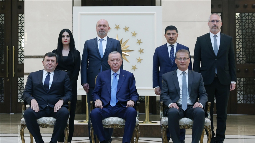 Turkish president receives credentials from new ambassadors