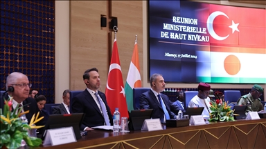 فيدان يشارك في اجتماع العمل المشترك بين تركيا والنيجر
