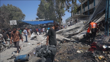 9 قتلى في قصف إسرائيل محيط مدرسة تؤوي نازحين بغزة