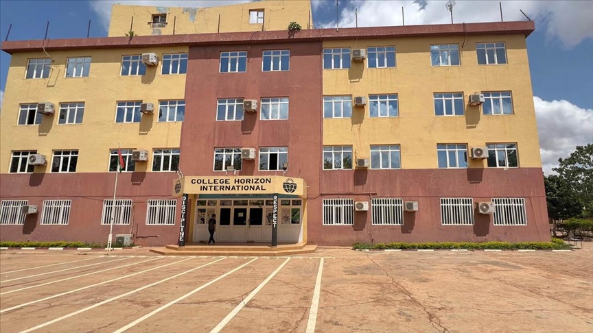 Турската Фондација Маариф ги презеде училиштата кои работеа под покровителство на ФЕТО во Буркина Фасо