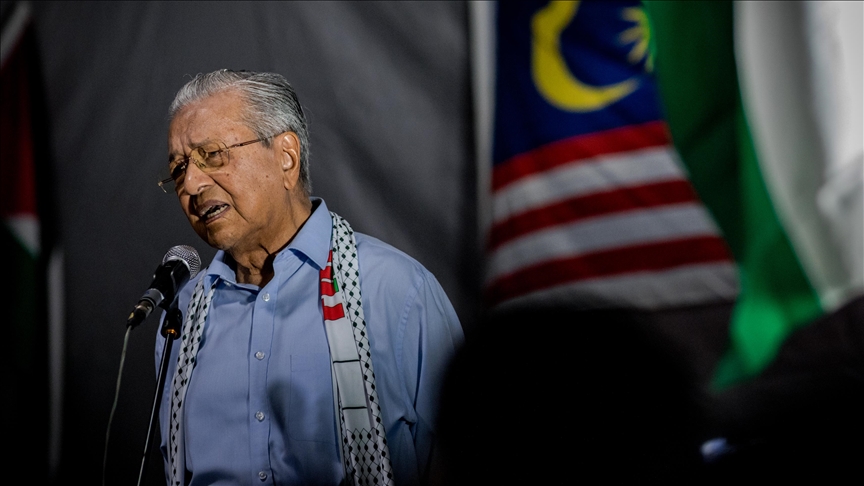 Malaysia's ex-Premier Mahathir hospitalized
