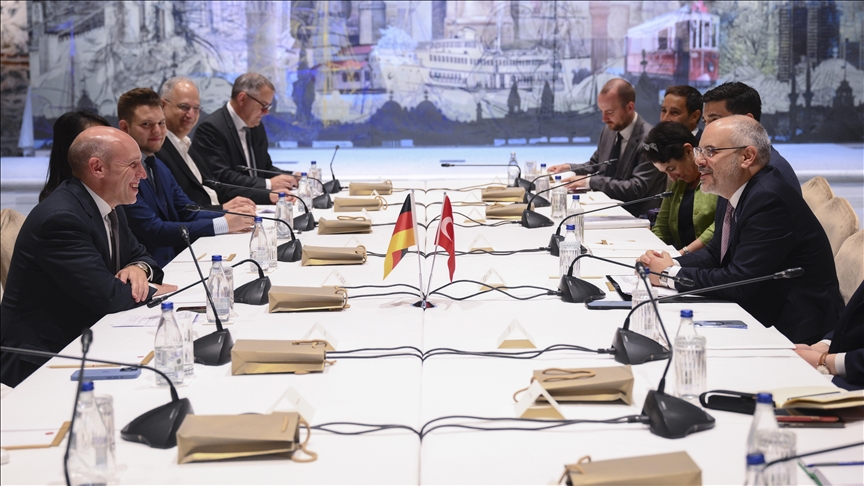 Cumhurbaşkanı Dış Politika ve Güvenlik Başdanışmanı Kılıç, Alman Bakan Pentz'i kabul etti