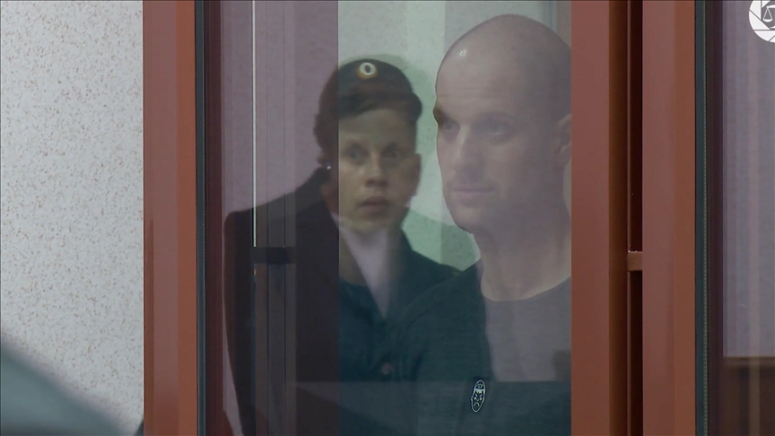 روسيا.. الحكم بالسجن 16 عاما على مراسل "وول ستريت جورنال"