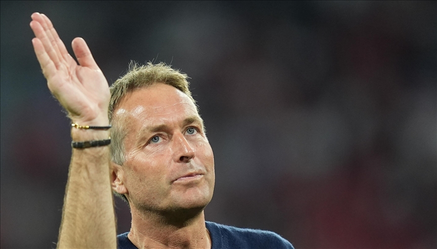 قدم.. مدرب منتخب الدنمارك يستقيل من منصبه