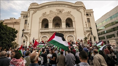 عشرات التونسيين يتظاهرون تضامنا مع غزة