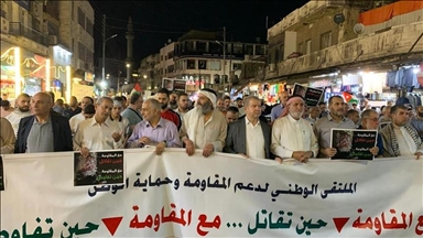 مئات الأردنيين يشاركون في مسيرة تضامنية مع غزة