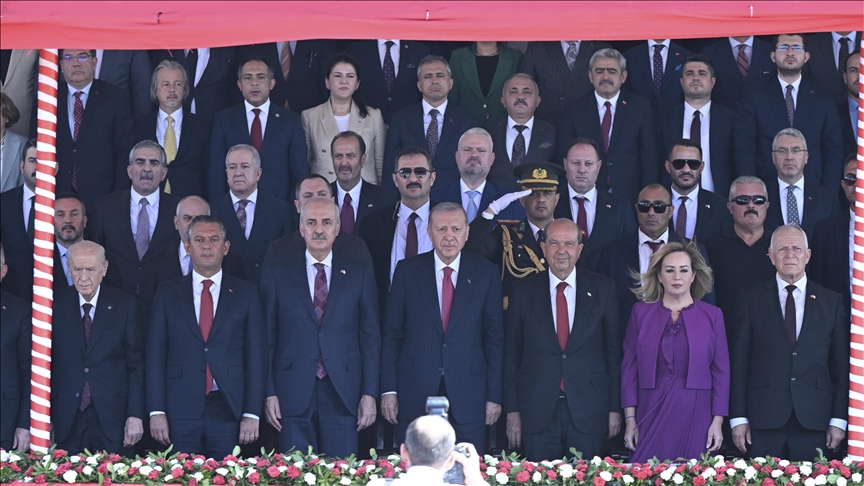 Türkiye celebra el 50 aniversario de la Operación Paz de Chipre
