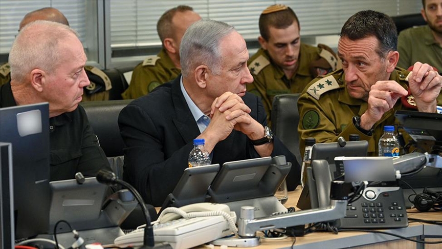 Netanyahu to meet Israeli negotiating team before Washington trip: Media 