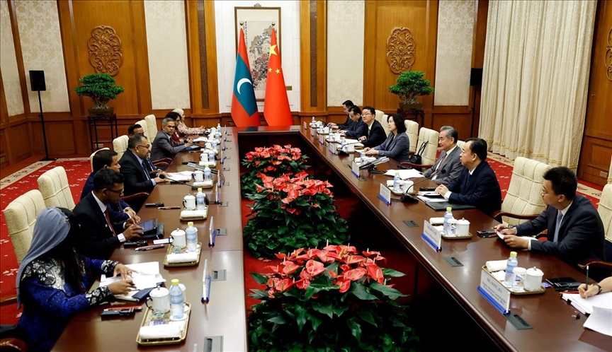 Chinese, Maldivian top diplomats meet in Beijing