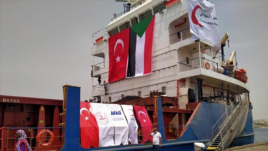 Turkish ship with over 2,400 tons of humanitarian aid reaches Sudan