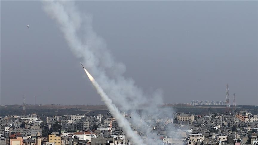 سقوط صاروخين بمنطقة مفتوحة محاذية لقطاع غزة