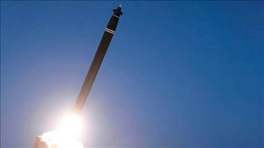 La Russie mène des manœuvres avec des missiles balistiques à capacité nucléaire