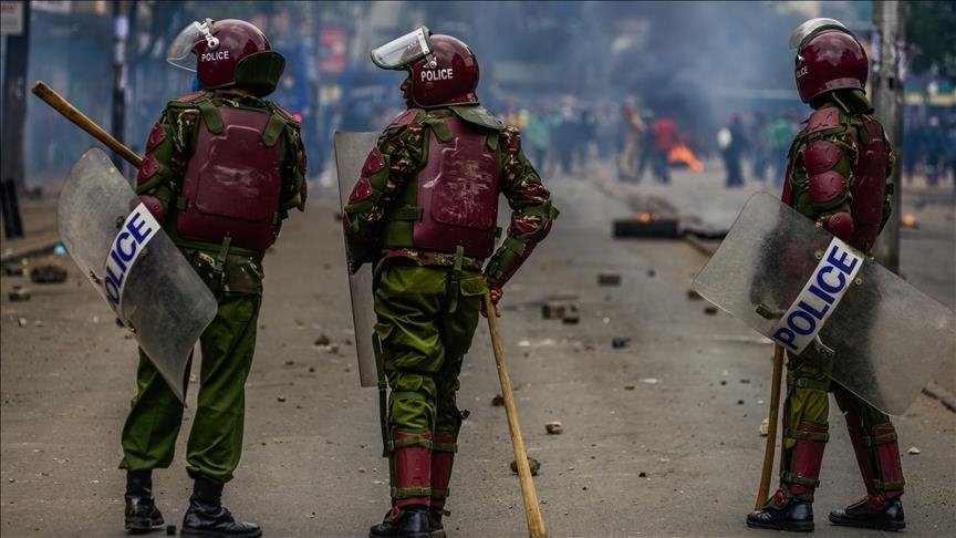 Kenyan journalists take to streets in protest against police violence
