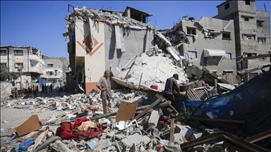 5 Palestinians killed in Israeli airstrike on home in northern Gaza
