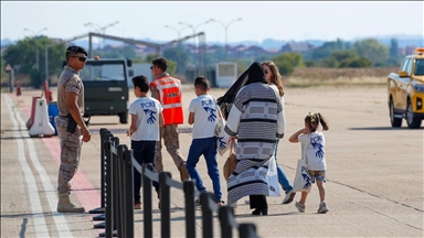 Spain receives 15 children from Gaza in need of advanced medical treatment