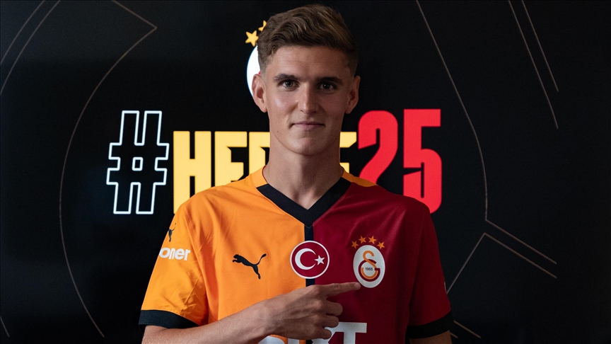 Galatasaray'ın yeni transferi Jelert: Çok mutlu ve heyecanlı hissediyorum