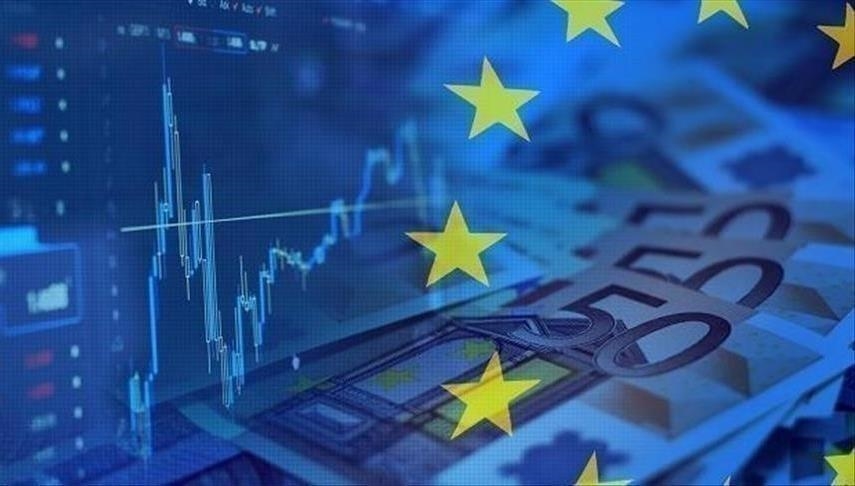 European exchanges end week with positive aspects
