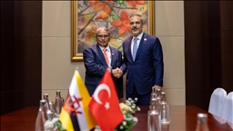 Turkish foreign minister holds bilateral talks on sidelines of ASEAN summit