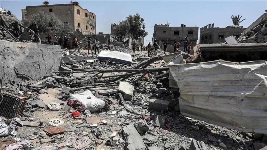 Bande de Gaza : Une frappe israélienne tue 10 personnes, dont des enfants, à Khan Younes
