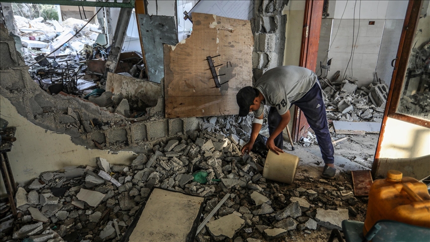 At least 8 killed in Israeli strikes on ‘humanitarian zone’ in southern Gaza