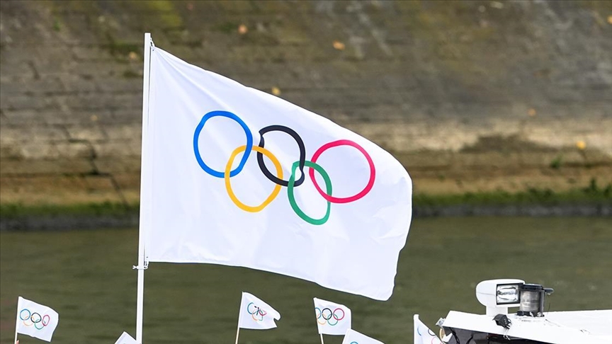 JO Paris 2024 : l'entrainement du triathlon prévu dans la Seine annulé pour mauvaise qualité de l'eau