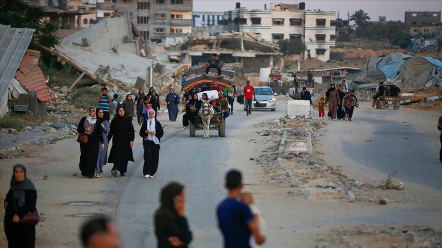 İsrail, yerinden ettiği 2,3 milyon kişiyi Gazze'nin yüzde 14'lük kısmına hapsetmeye çalışıyor