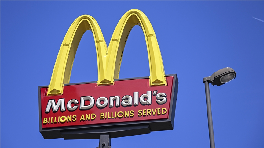 McDonald's sales fall 1st time in almost 4 years