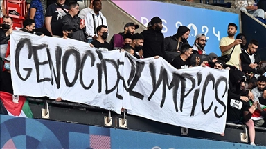 French authorities investigating fans for displaying anti-Israel banner at Olympic football match