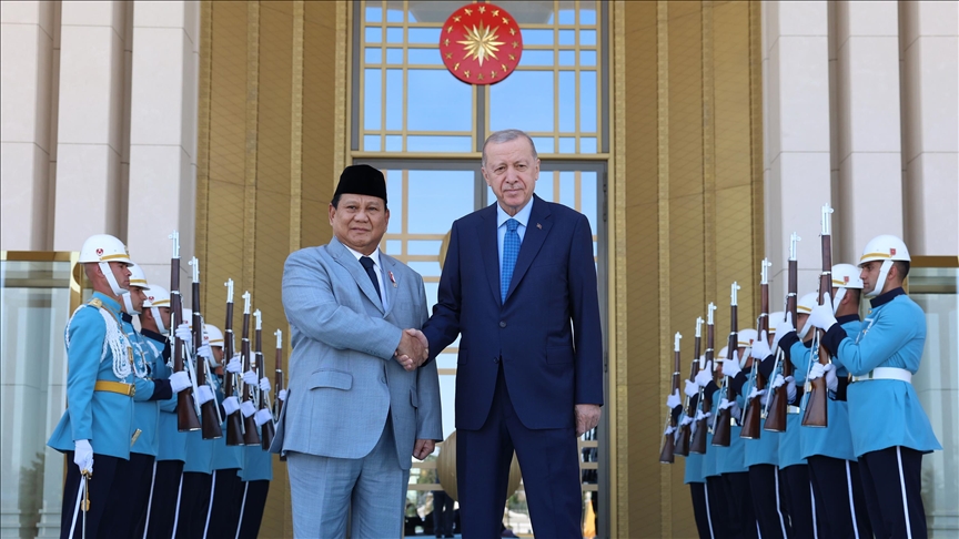 Presiden Turkiye Erdogan sambut Menhan Prabowo dengan upacara resmi di Ankara