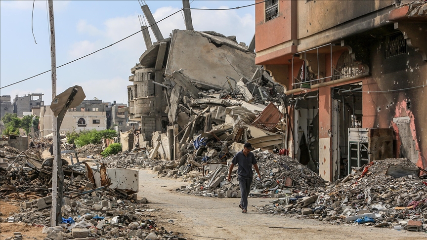 At least 10 killed as Israeli fighter jet hits car in central Gaza