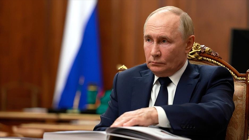 Путин подписал указ о выплате 400 тыс. рублей за заключение контракта о службе в зоне «СВО»