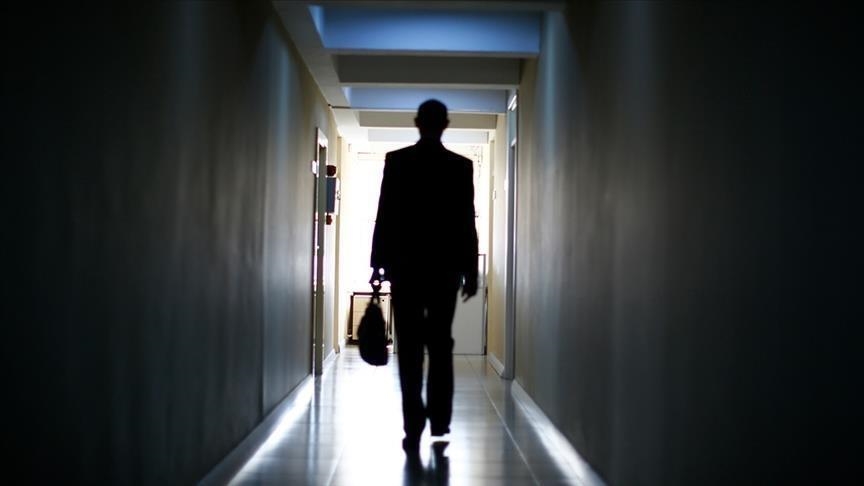 US initial jobless claims increase by 14,000