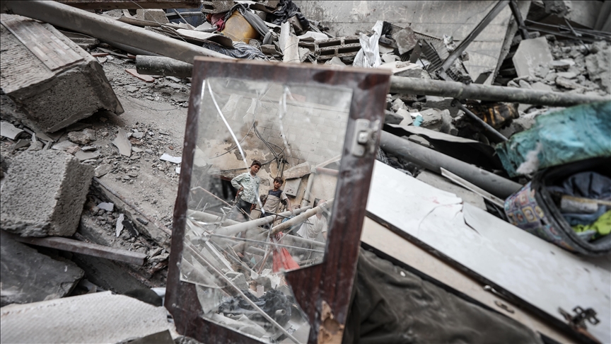 Israeli airstrike targeting civilian vehicle in central Gaza kills 5