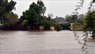 Flash floods wash away neighborhoods in northern Pakistan, kill 35 people
