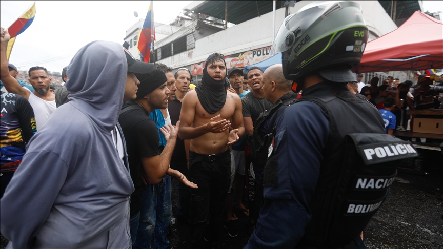 More than 80 soldiers, police officers injured in protests in Venezuela