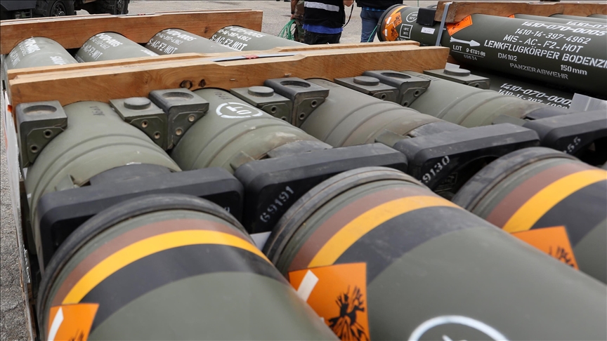 French lawmaker needs over 600 signatures to urge government to stop selling Israel arms French lawmaker needs over 600 signatures to urge government to stop selling Israel arms