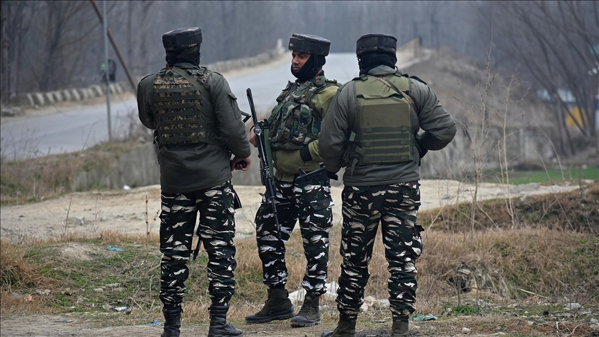 Kashmir government sacks 5 policemen, teacher over terror charges Kashmir government sacks 5 policemen, teacher over terror charges