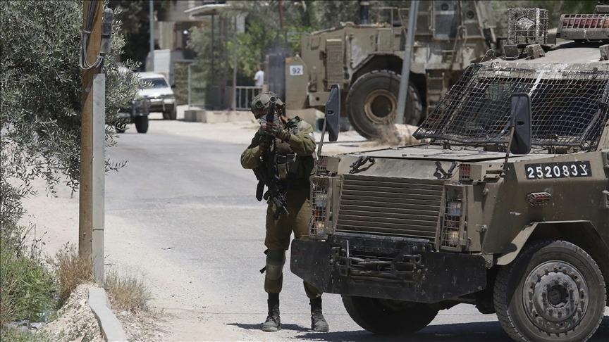 الضفة.. إصابة 4 فلسطينيين برصاص مستوطنين وقوة إسرائيلية