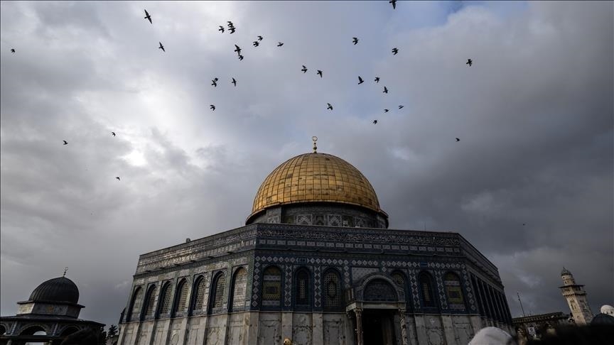Illegal Israeli settlers storm Al-Aqsa Mosque amid rise in tensions Illegal Israeli settlers storm Al-Aqsa Mosque amid rise in tensions