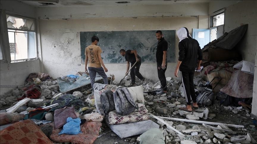 مجزرتان جديدتان.. 30 قتيلا في قصف إسرائيلي استهدف مدرستين بغزة 