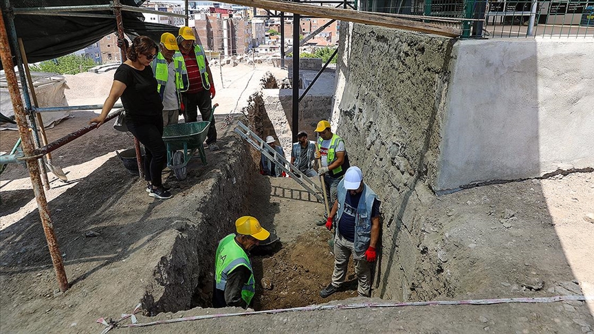 Diyarbakır'daki Amida Höyük'ün tarihte 3 kez yakıldığı analizle kesinleştirildi