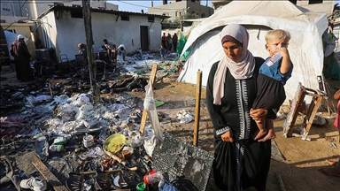 İsrail'in 303 gündür saldırılarını sürdürdüğü Gazze'de can kaybı 39 bin 583'e çıktı