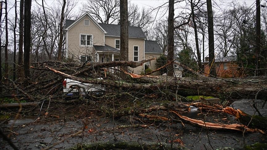 SAD: Četiri osobe poginule u uraganu Debby