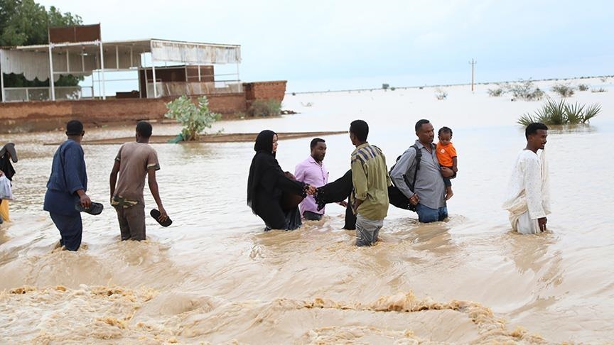 السودان.. مصرع 11 شخصا وبحث عن مفقودين إثر سيول اجتاحت "أبو حمد"