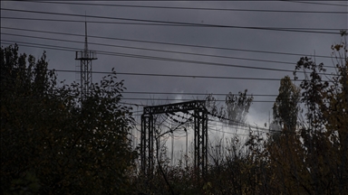 Fire breaks out in Zaporizhzhia nuclear power plant, Ukrainian official says operating 'as normal'