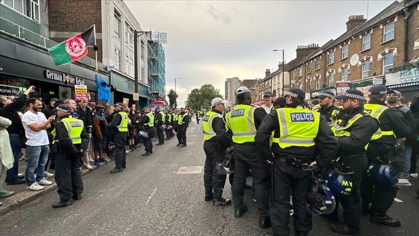 Russian involvement in far-right riots ‘clear,’ claims former MI6 agent