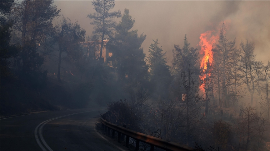 Major wildfire continues to rage in Greece's Attica region